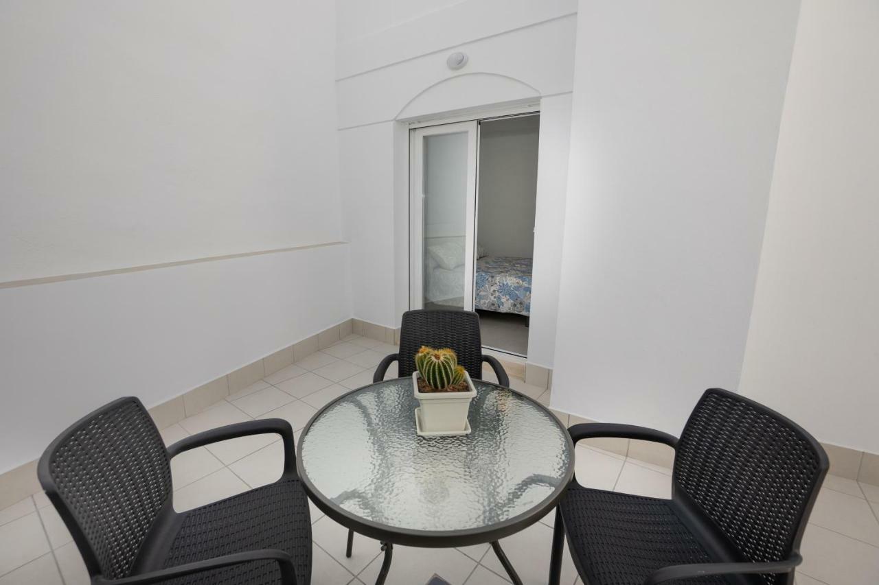 Apartamentos Mombasa 1 Planta Nerja Exterior photo