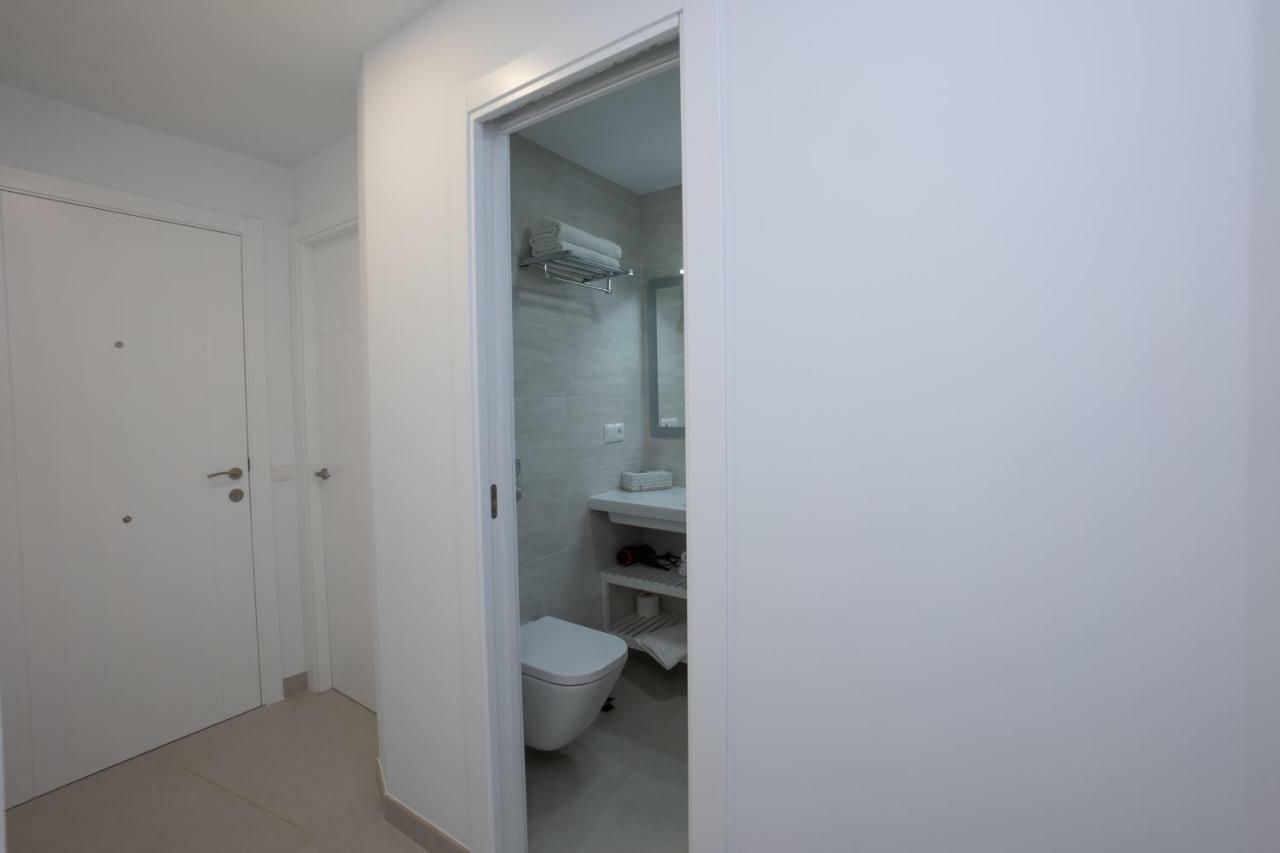 Apartamentos Mombasa 1 Planta Nerja Exterior photo
